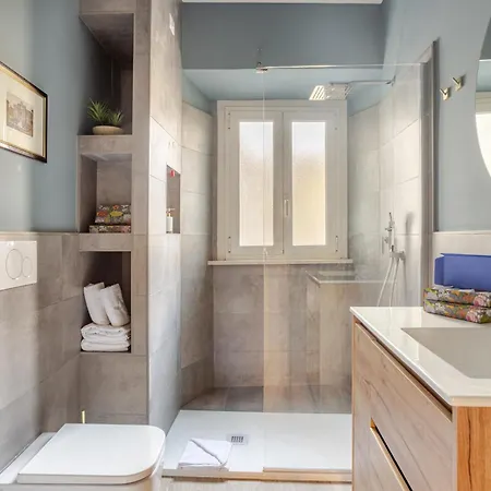 Daire Piazza Di Spagna 2 Bedrooms And 5 Juliet Balcony