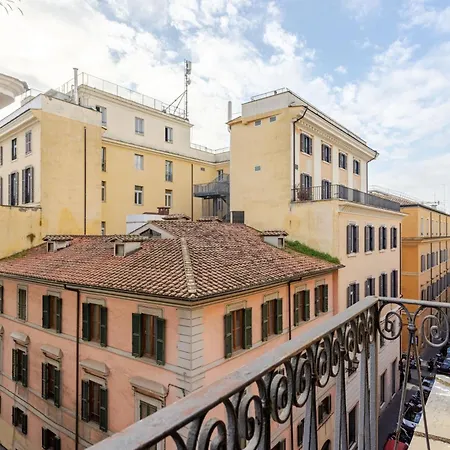 Piazza Di Spagna 2 Bedrooms And 5 Juliet Balcony